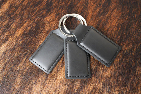 Custom Leatherette Keychain – Black